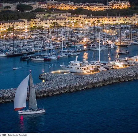 Cala Dei Pirati Holiday home *