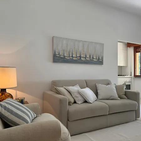 Cala Dei Pirati Holiday home *
