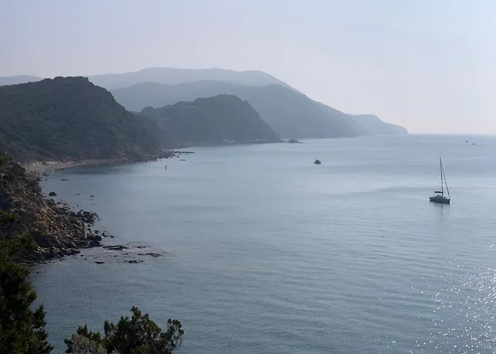 Cala Dei Pirati *